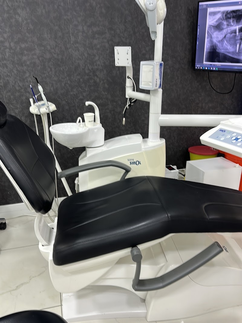 Patient photo shared in the review