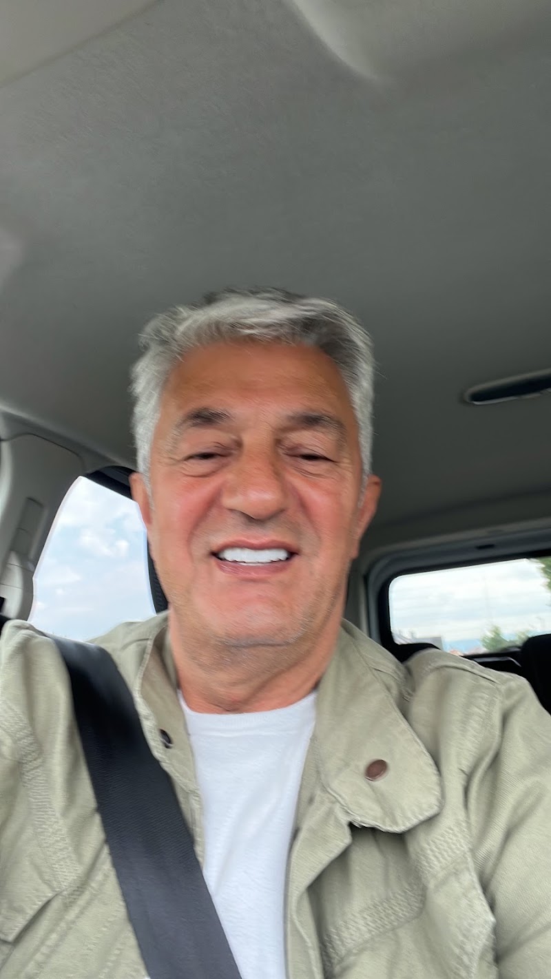 Patient photo shared in the review